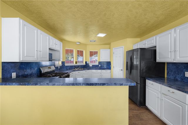 29202 Pueblo St, Waller, TX 77484