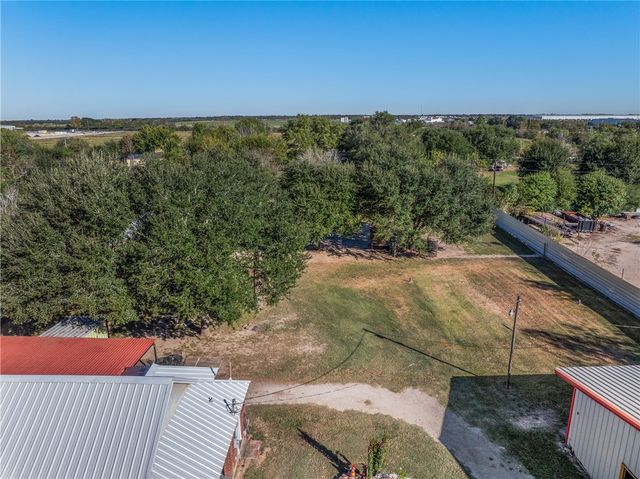 29202 Pueblo St, Waller, TX 77484