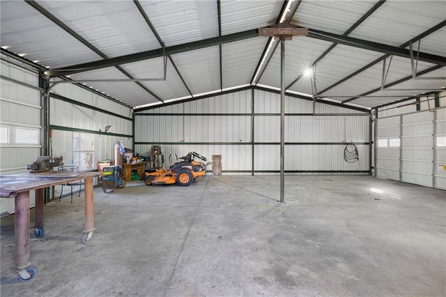 29202 Pueblo St, Waller, TX 77484