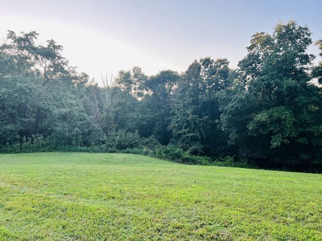 545 Deepwood Drive, Waverly, TN 37185