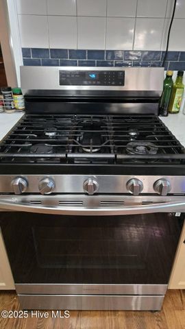 2100 Emerson Road, Kinston, NC 28504