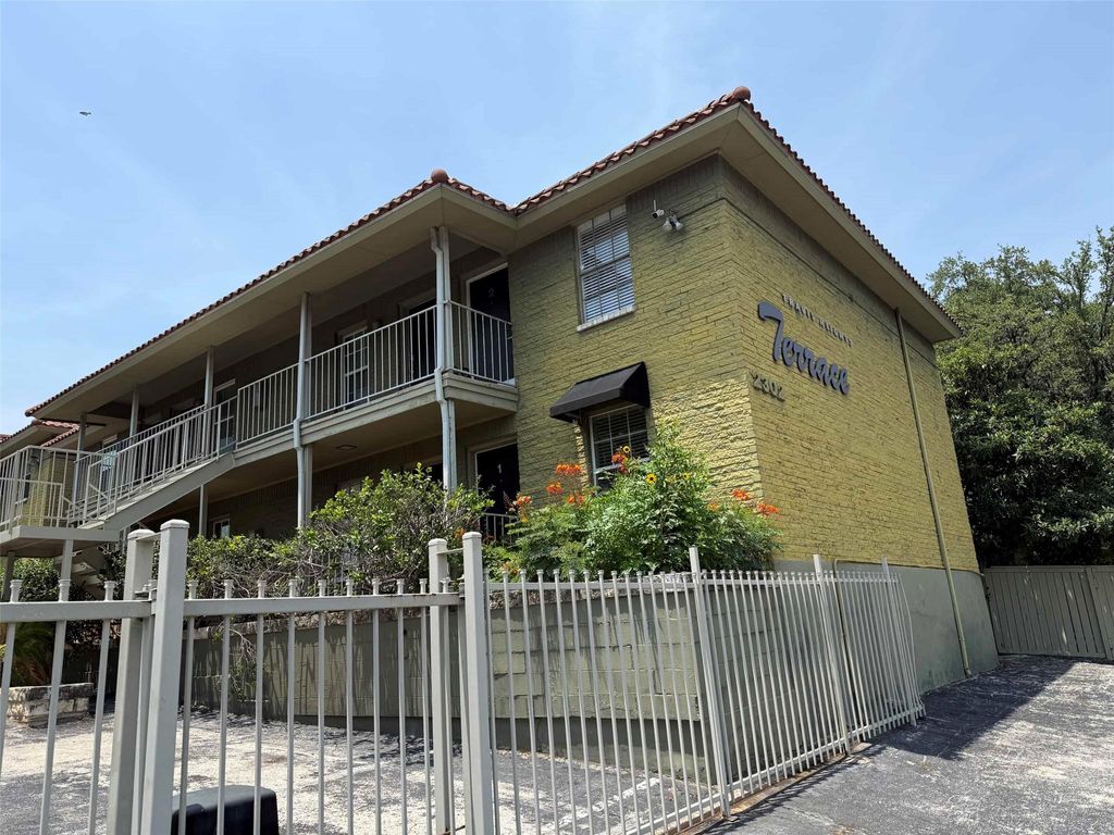 2302 East Side DR 1, Austin, TX 78704