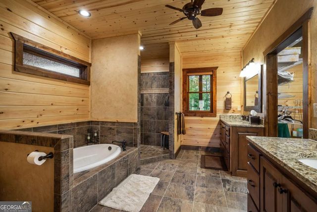 215 Snake Nation Overlook, Blue Ridge, GA 30513