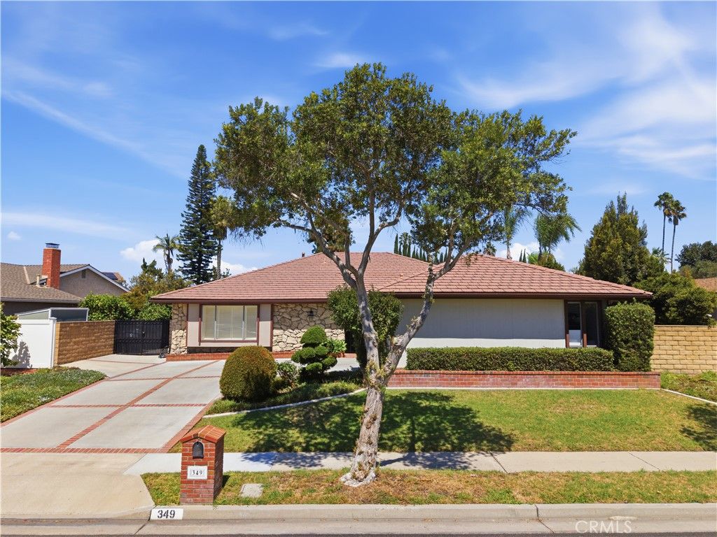 349 W Fern, Fullerton, CA 92832 — photo 2
