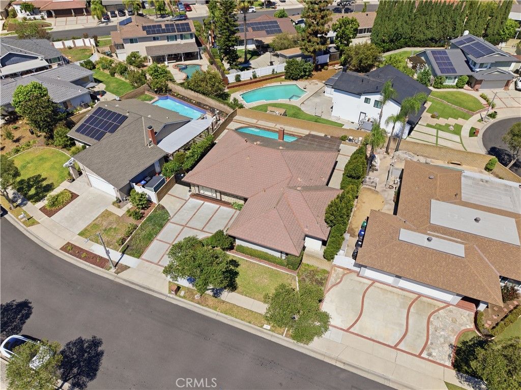 349 W Fern, Fullerton, CA 92832 — photo 5