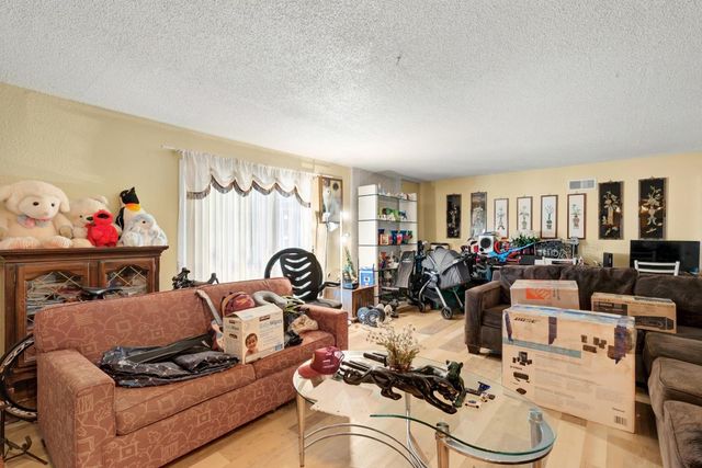 1984 Niantic Way, Sacramento, CA 95822