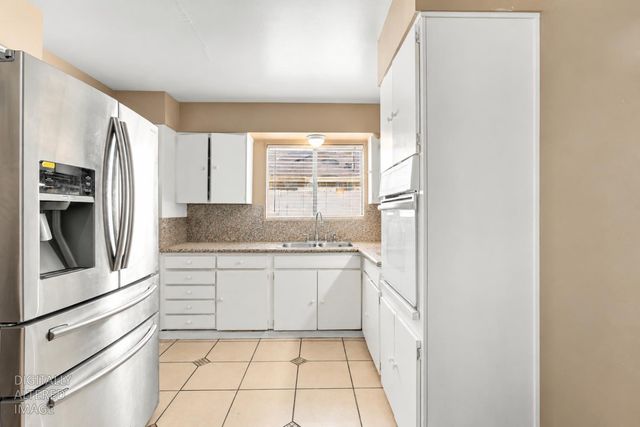 1984 Niantic Way, Sacramento, CA 95822