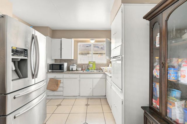 1984 Niantic Way, Sacramento, CA 95822