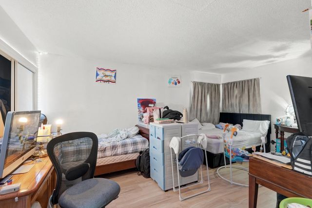1984 Niantic Way, Sacramento, CA 95822