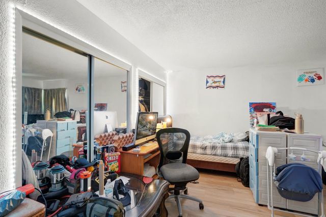 1984 Niantic Way, Sacramento, CA 95822