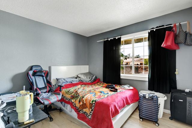 1984 Niantic Way, Sacramento, CA 95822