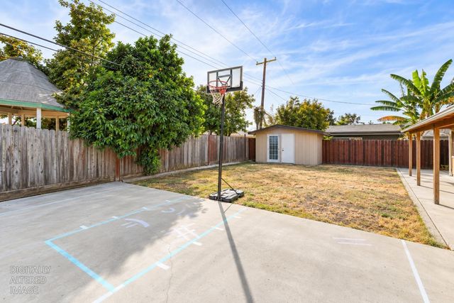 1984 Niantic Way, Sacramento, CA 95822