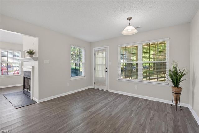 5201 Thatcher WAY, Virginia Beach, VA 23456