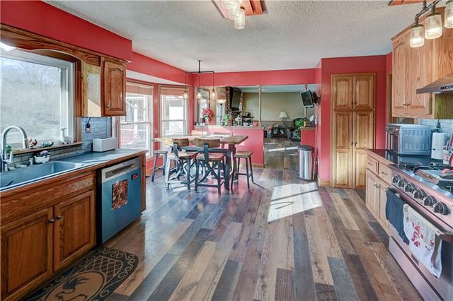 4522 N Koger Road, Sibley, MO 64088