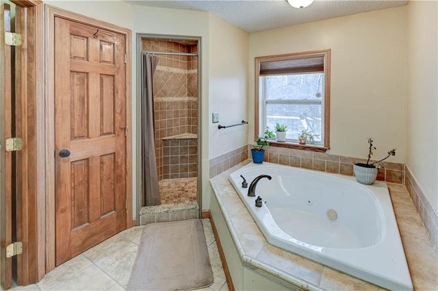 4522 N Koger Road, Sibley, MO 64088