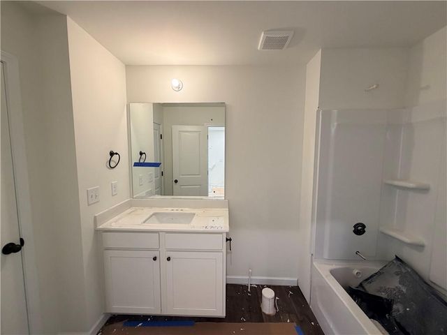 323 Rolling Green Road 101, Adairsville, GA 30103