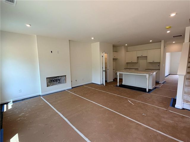 323 Rolling Green Road 101, Adairsville, GA 30103