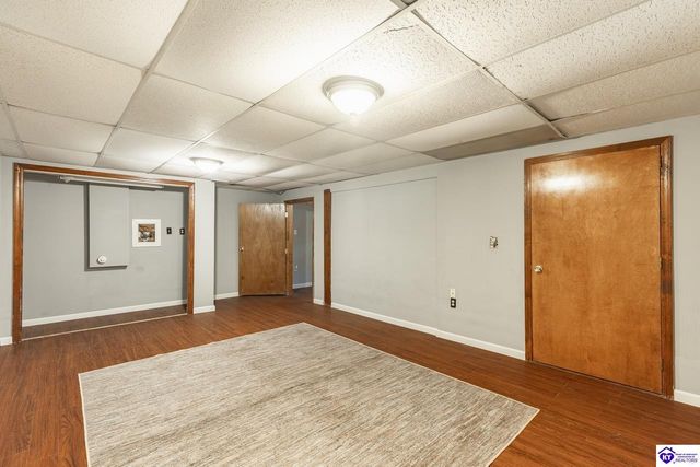 102 Larkspur Drive, Radcliff, KY 40160