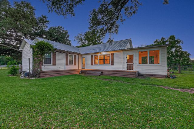 4439 Fm 1301 Road, Wharton, TX 77488