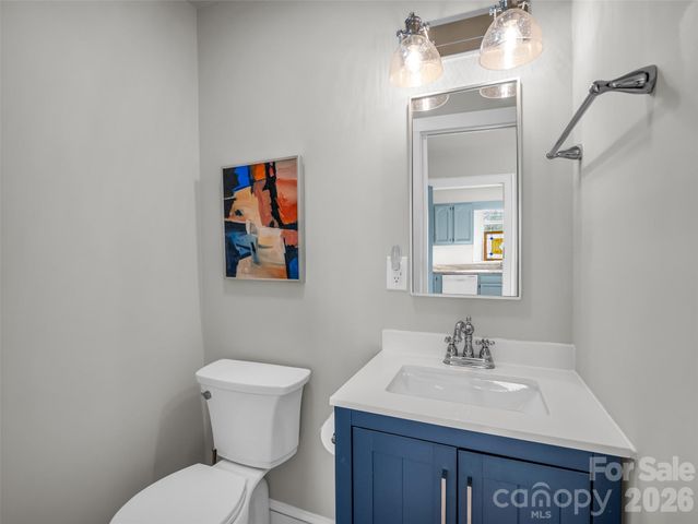 1038 Sylvan Boulevard, Hendersonville, NC 28791