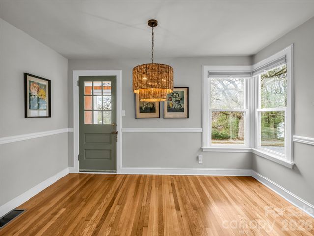 1038 Sylvan Boulevard, Hendersonville, NC 28791