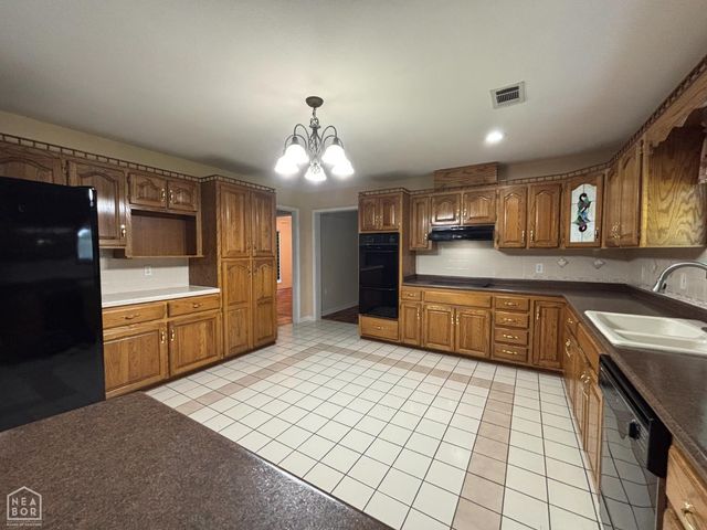 100 Charleston Drive, Walnut Ridge, AR 72476