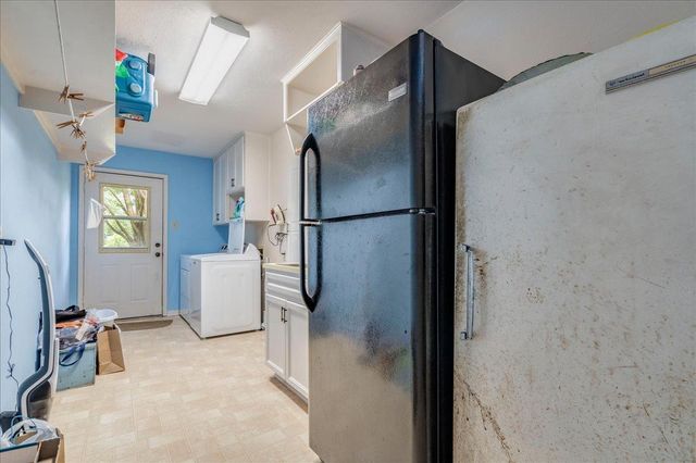1704 Buttercup RD, Pflugerville, TX 78660