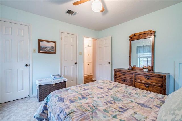 1704 Buttercup RD, Pflugerville, TX 78660