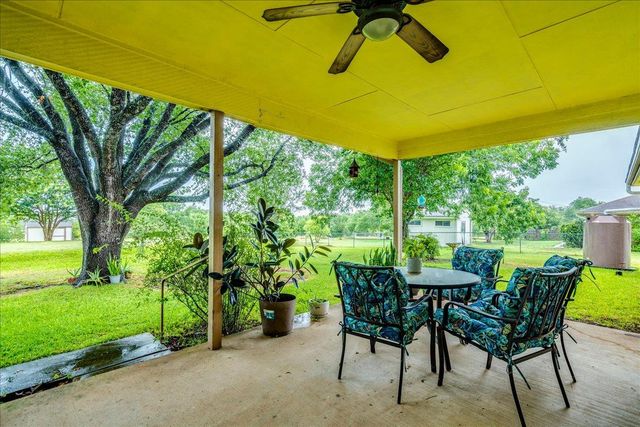 1704 Buttercup RD, Pflugerville, TX 78660