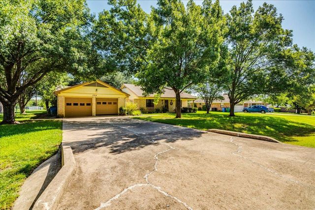 1704 Buttercup RD, Pflugerville, TX 78660