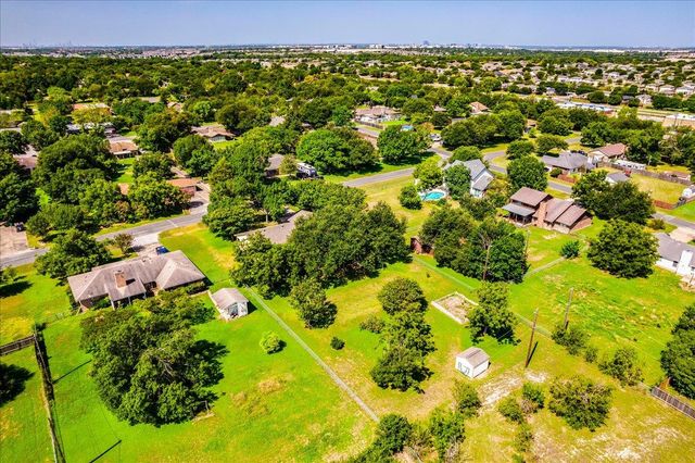1704 Buttercup RD, Pflugerville, TX 78660