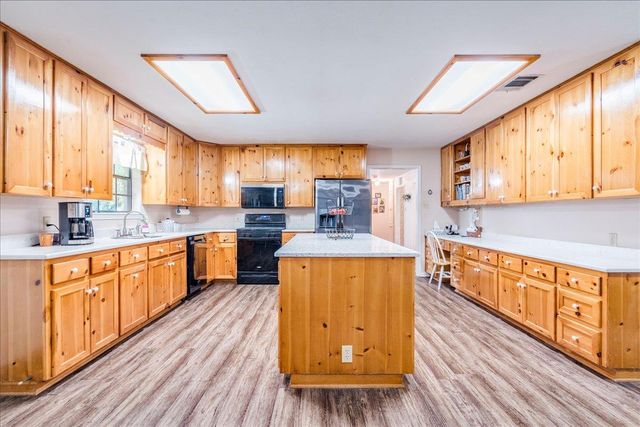 1704 Buttercup RD, Pflugerville, TX 78660