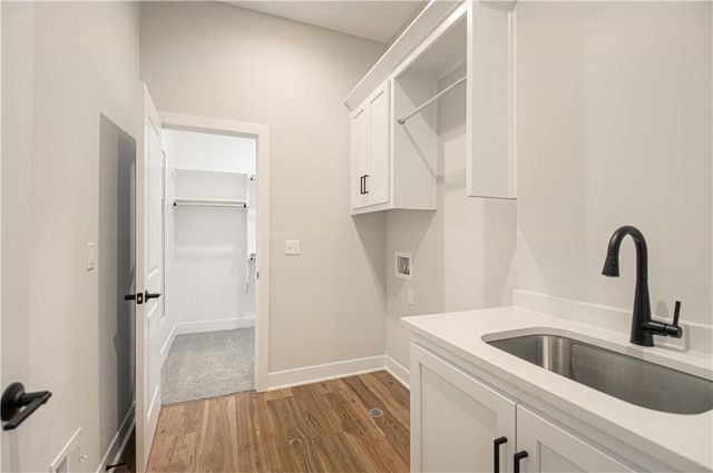 24924 W 145th Street, Olathe, KS 66061