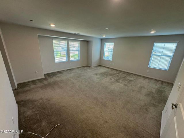 446 Almond Lane, Simi Valley, CA 93065