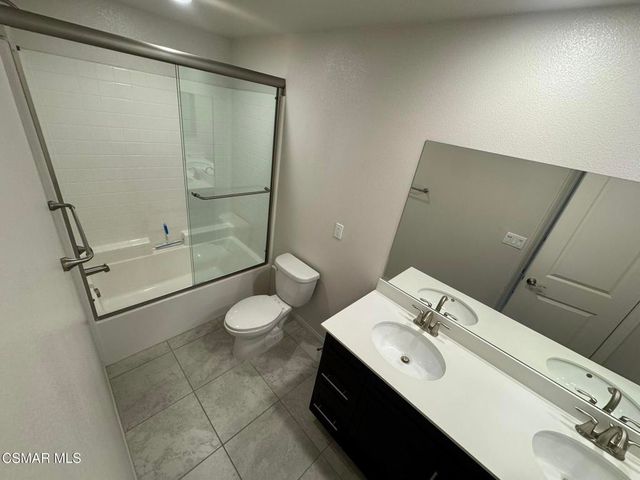 446 Almond Lane, Simi Valley, CA 93065