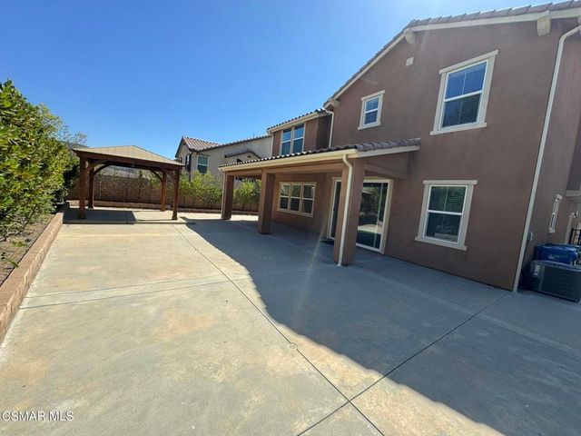 446 Almond Lane, Simi Valley, CA 93065