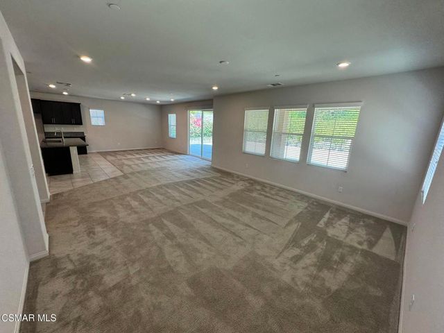 446 Almond Lane, Simi Valley, CA 93065