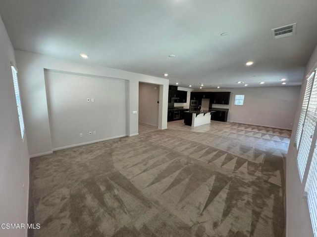 446 Almond Lane, Simi Valley, CA 93065