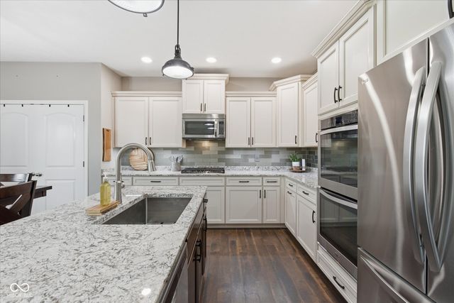 10628 Kensington Lane, Fortville, IN 46040