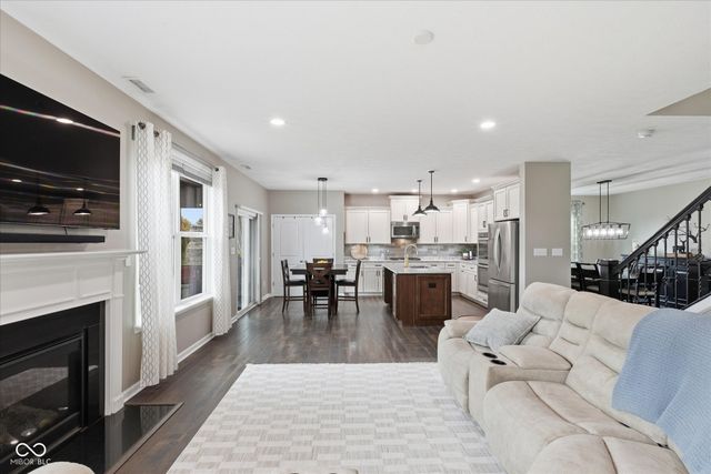 10628 Kensington Lane, Fortville, IN 46040