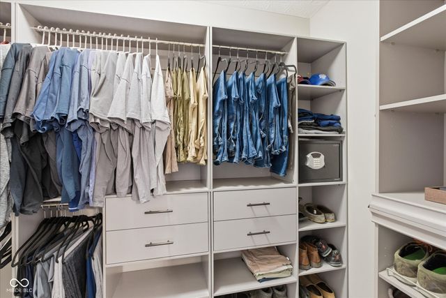 10628 Kensington Lane, Fortville, IN 46040