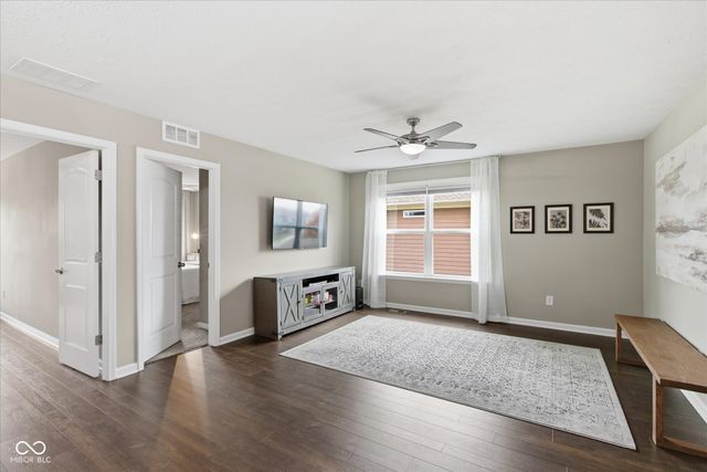 10628 Kensington Lane, Fortville, IN 46040