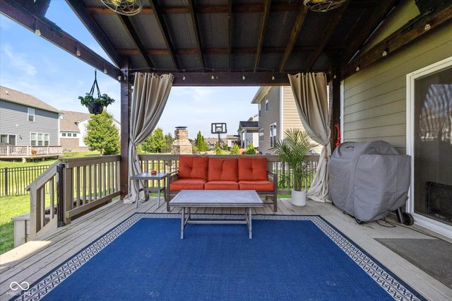 10628 Kensington Lane, Fortville, IN 46040