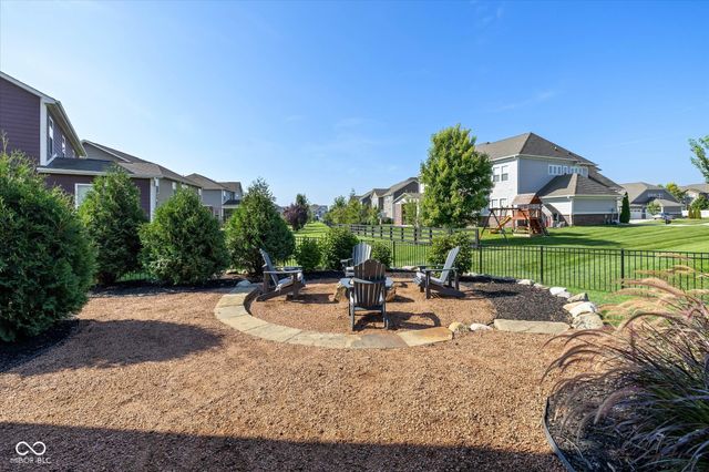 10628 Kensington Lane, Fortville, IN 46040