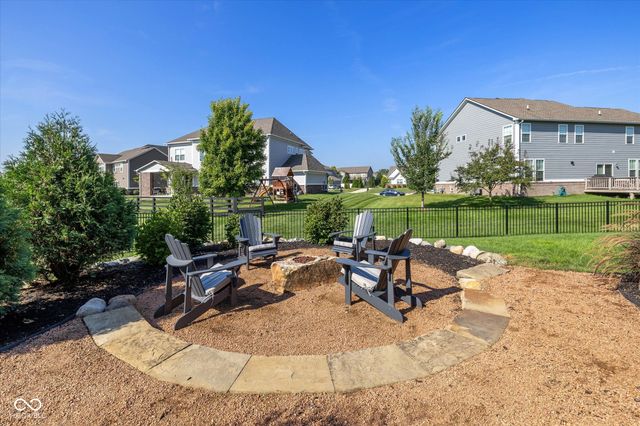 10628 Kensington Lane, Fortville, IN 46040