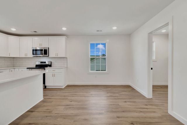 138 Greentop St, Hartsville, TN 37074