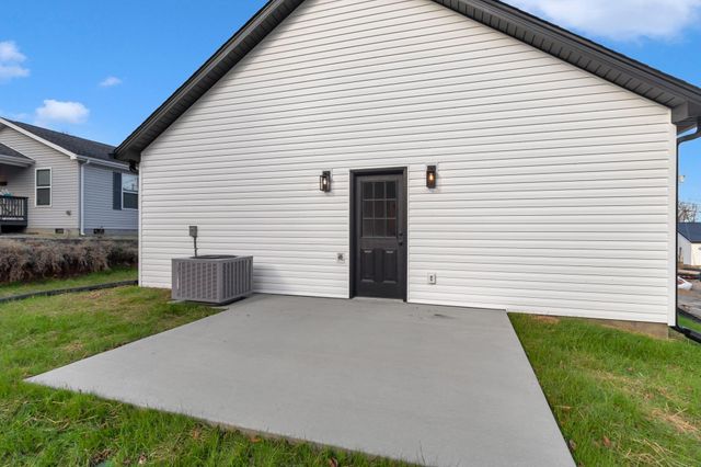 138 Greentop St, Hartsville, TN 37074