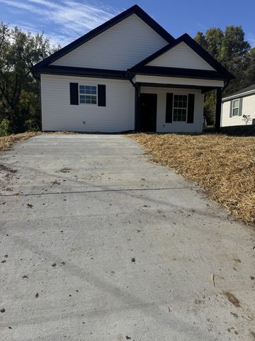 138 Greentop St, Hartsville, TN 37074