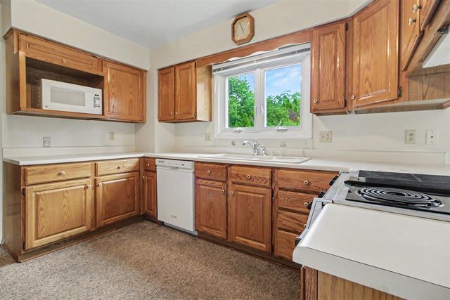 2043 Winsted Boulevard, Ann Arbor, MI 48103