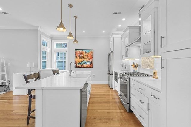 41A Sargent Avenue 2, Somerville, MA 02145